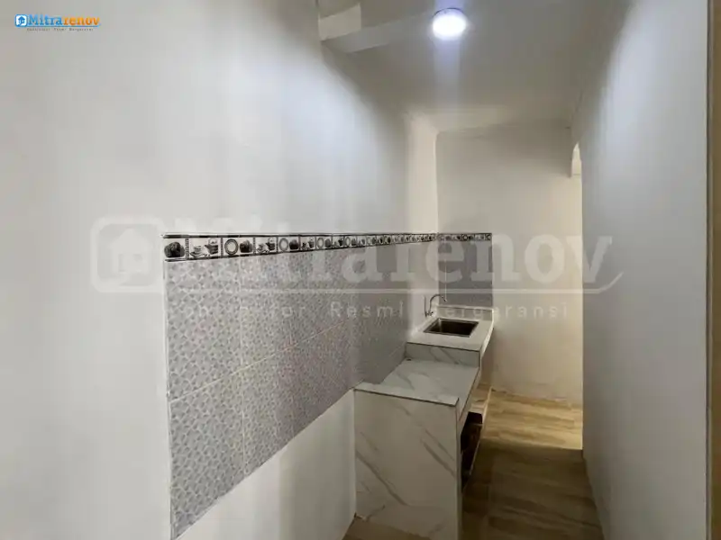Penambahan Meja Dapur