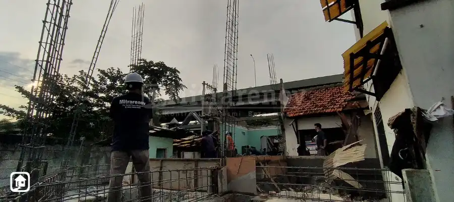 Banner Berita Cegah Kerusakan Rumah Awal! Ini Pentingnya Tim QC!